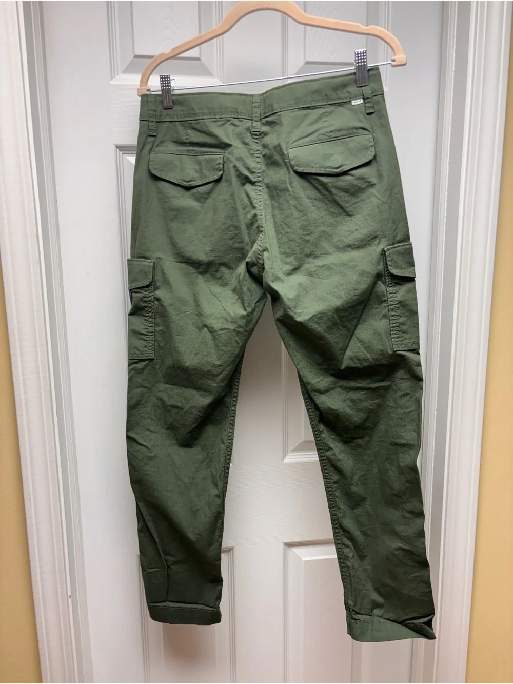 Levi’s Men’s W29 L30 Olive Green Cargo Pants 100% Cotton Belt